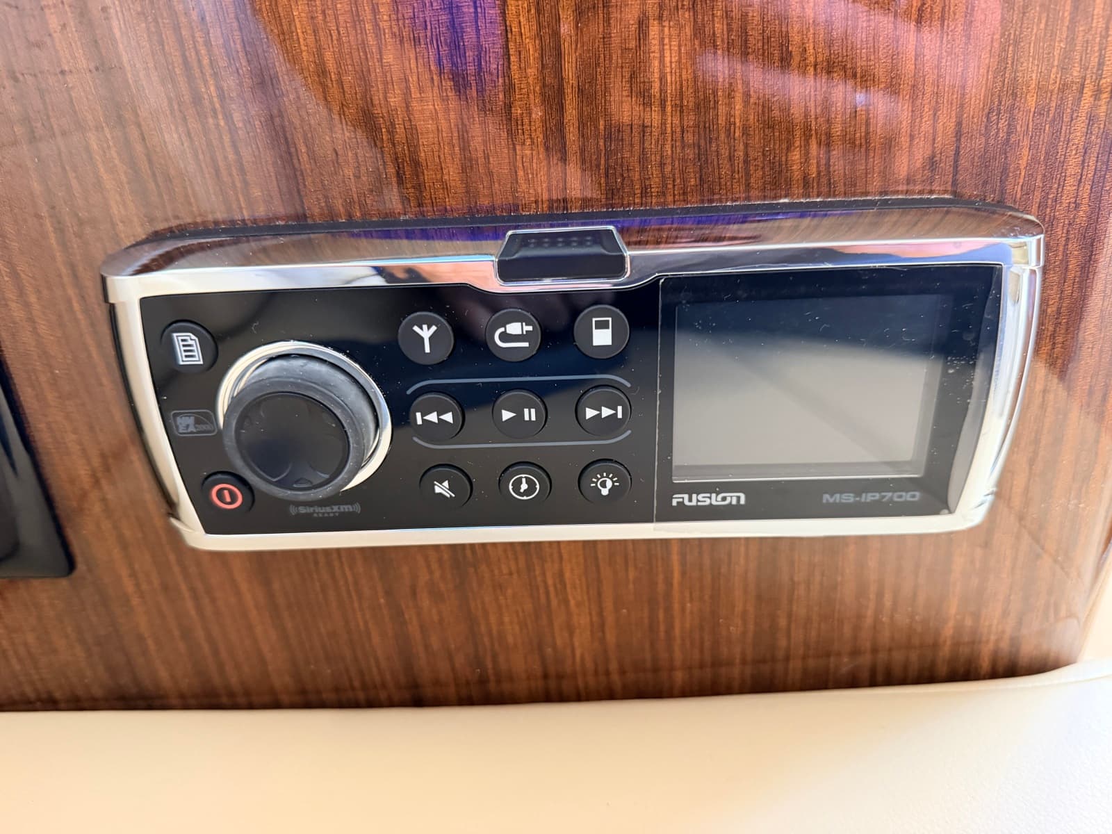 2014 Regal 28 Express