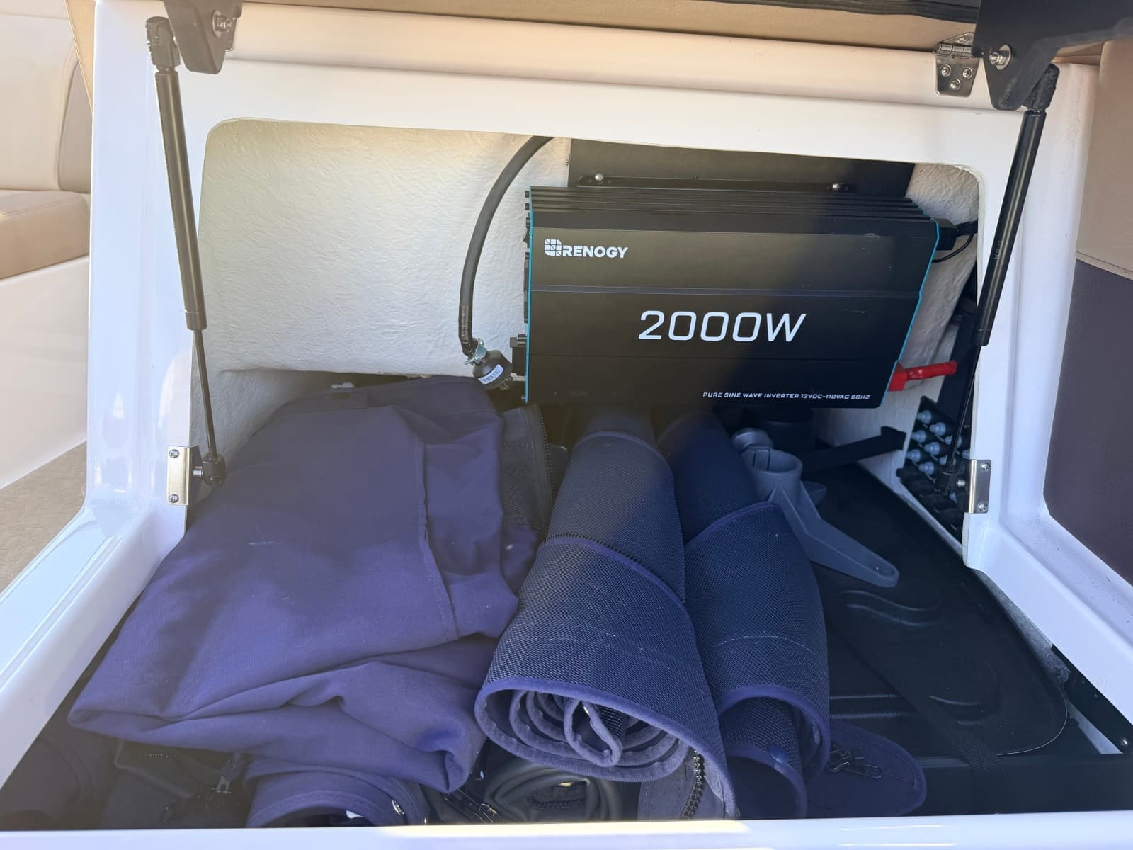 2014 Regal 28 Express
