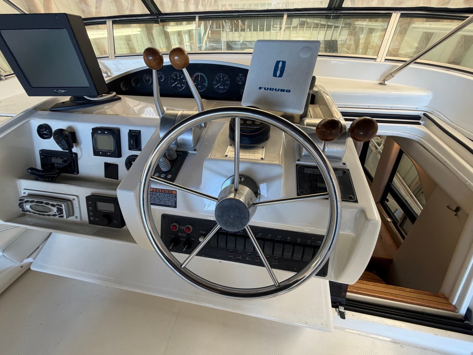 2000 Bayliner 5288 Pilothouse Motoryacht