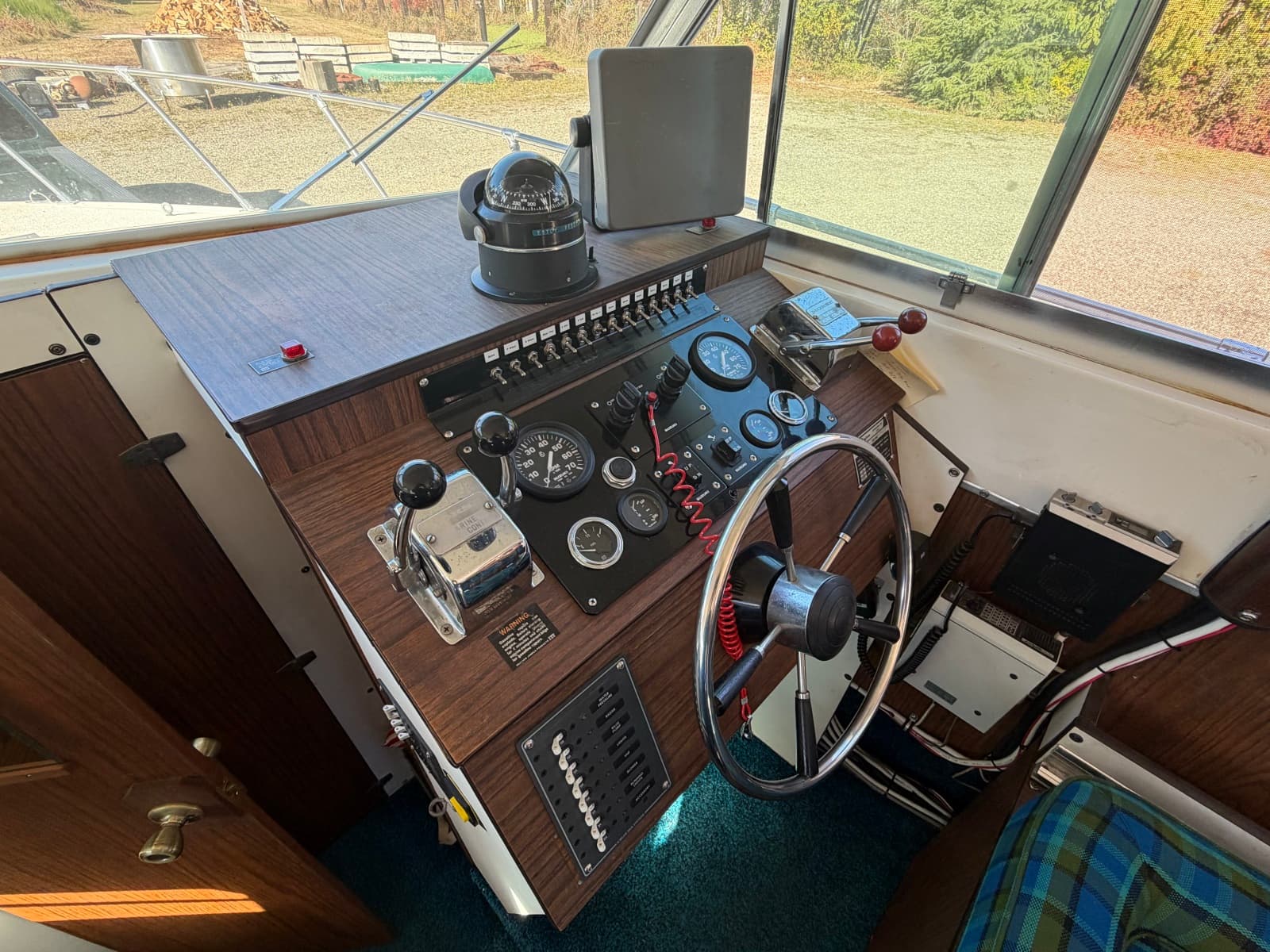 1974 Fiberform Sportfisher 31