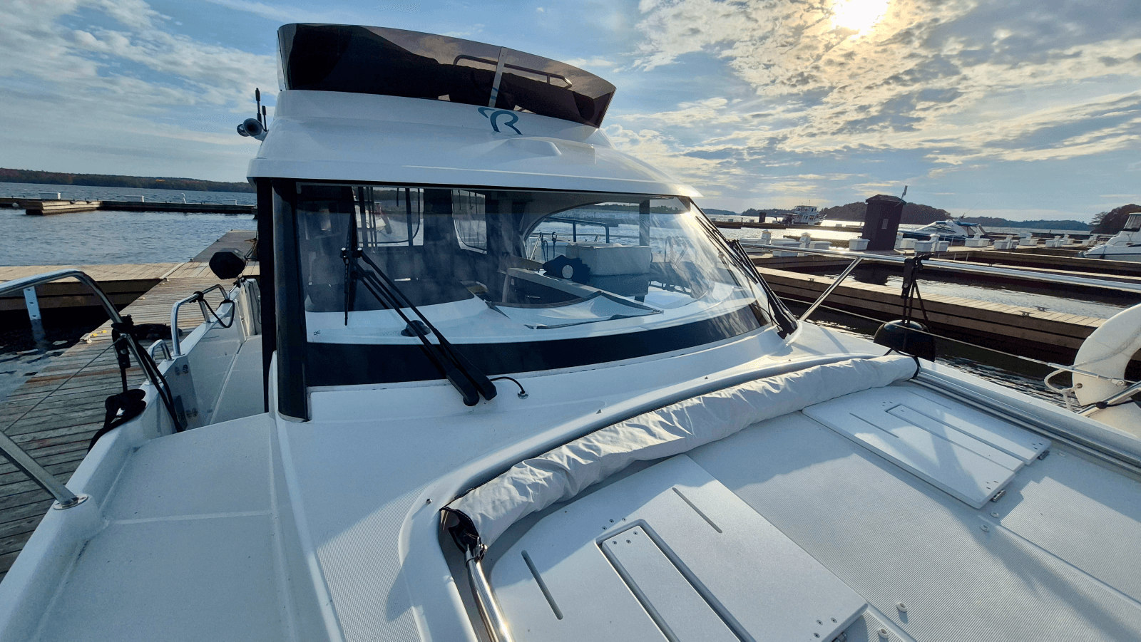 2024 Beneteau  Antares 11 Fly