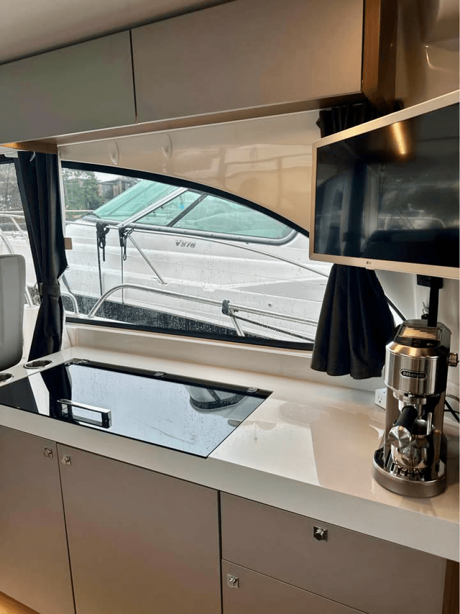 2024 Beneteau  Antares 11 Fly