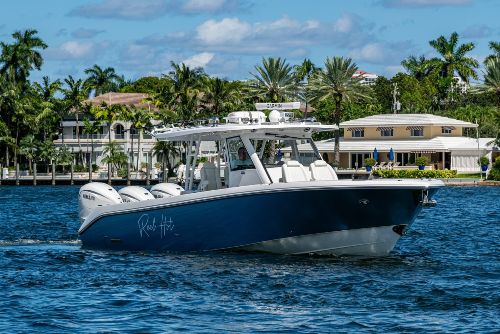 2020 Everglades 395 Center Console