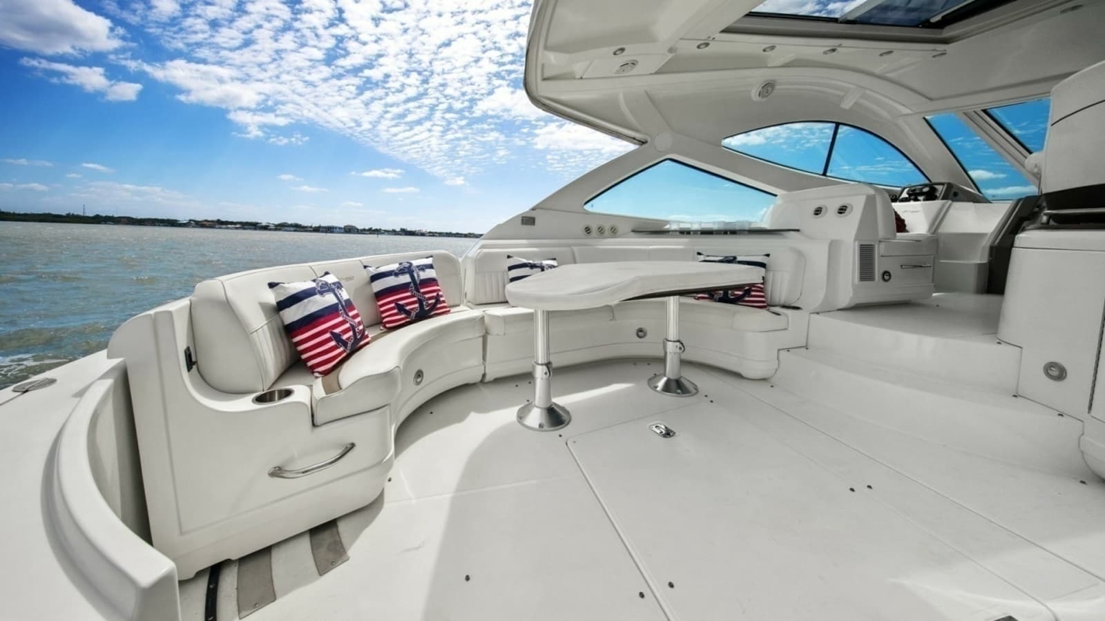 2012 Cruiser Yachts 54 Cantius- Aft Deck Seating