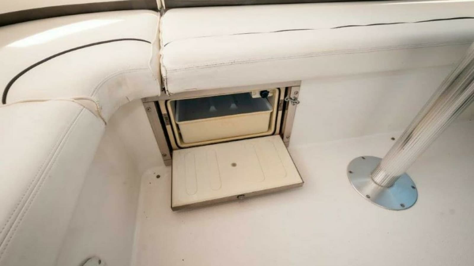 2006 47 Cruisers Flybridge