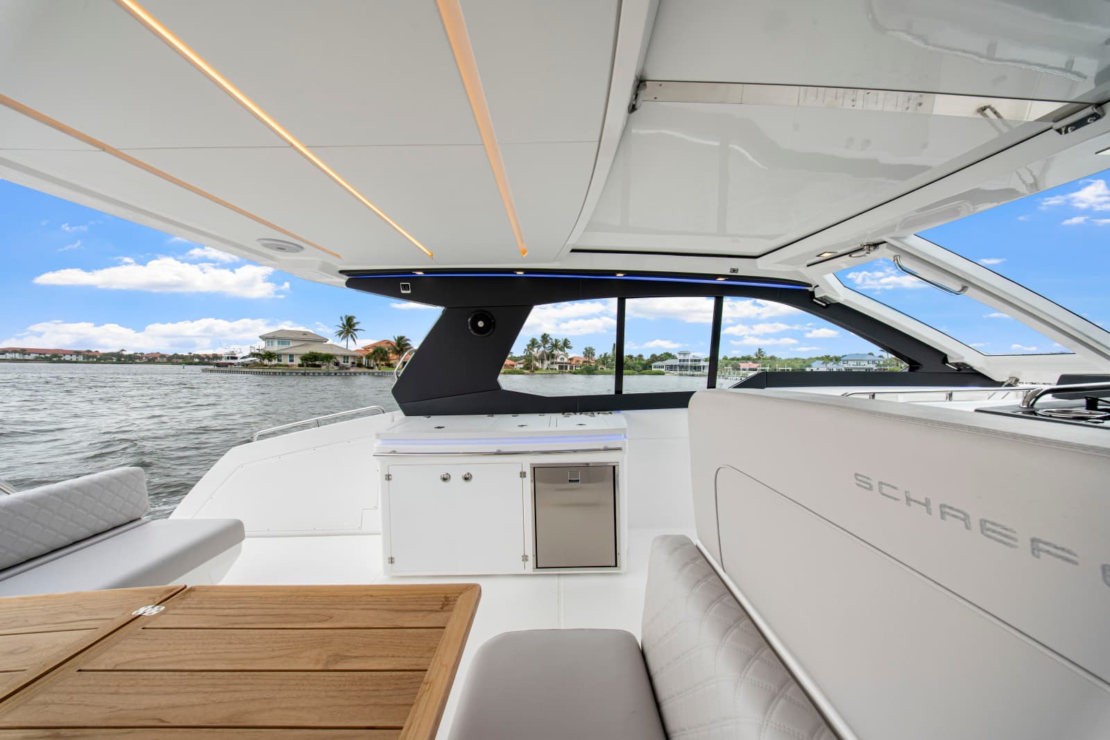 2025 Schaefer 375 HT