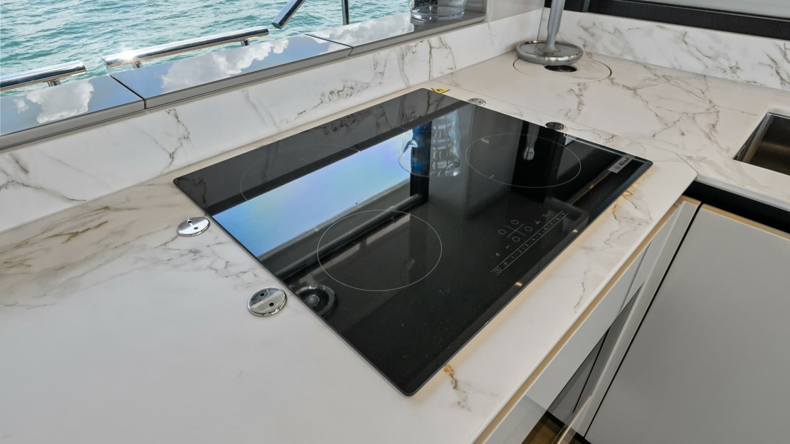 2026 Absolute Navetta 58 "ANDIAMO" - Modern Induction Cooktop