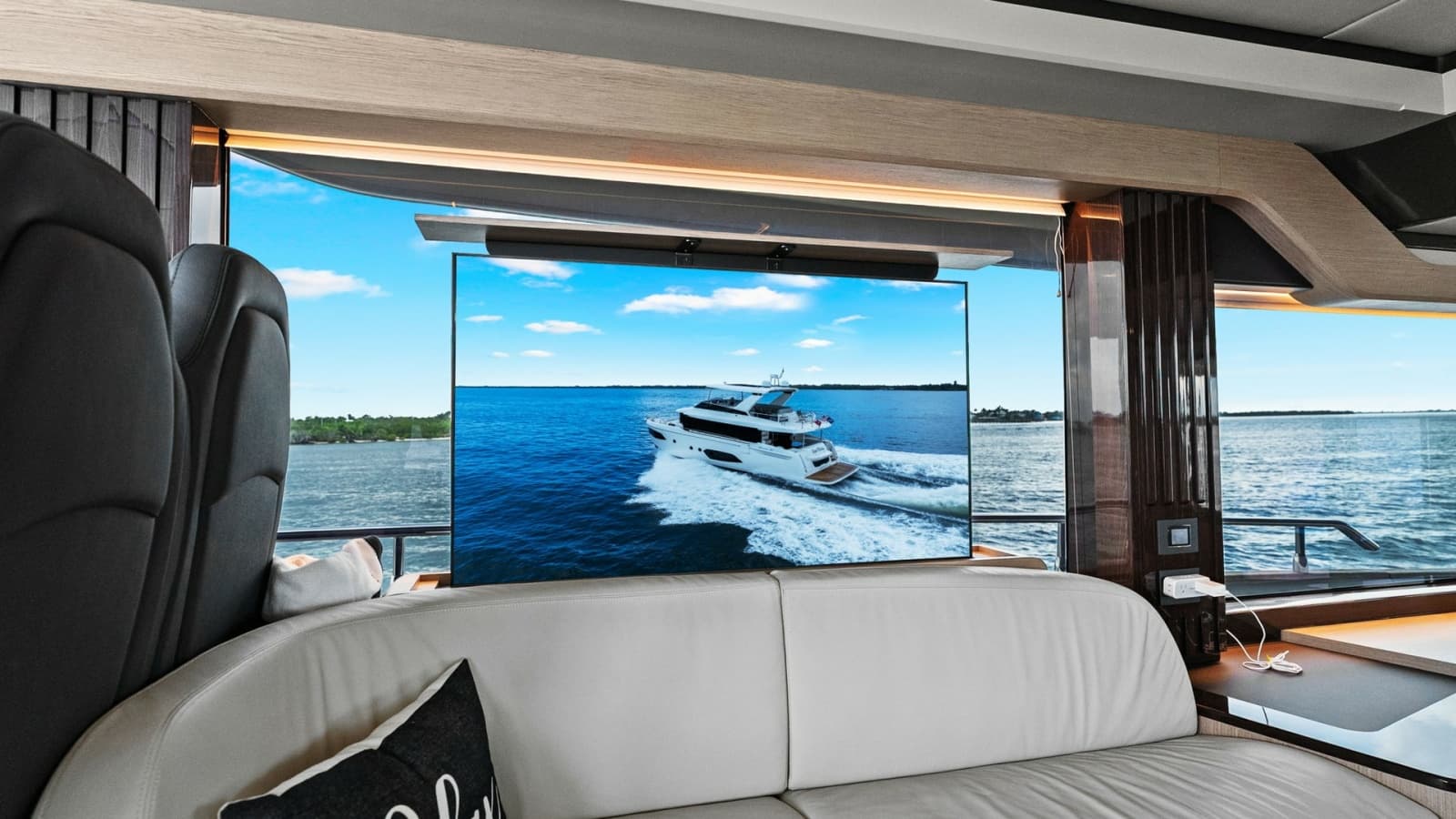 Salon with Entertainment System