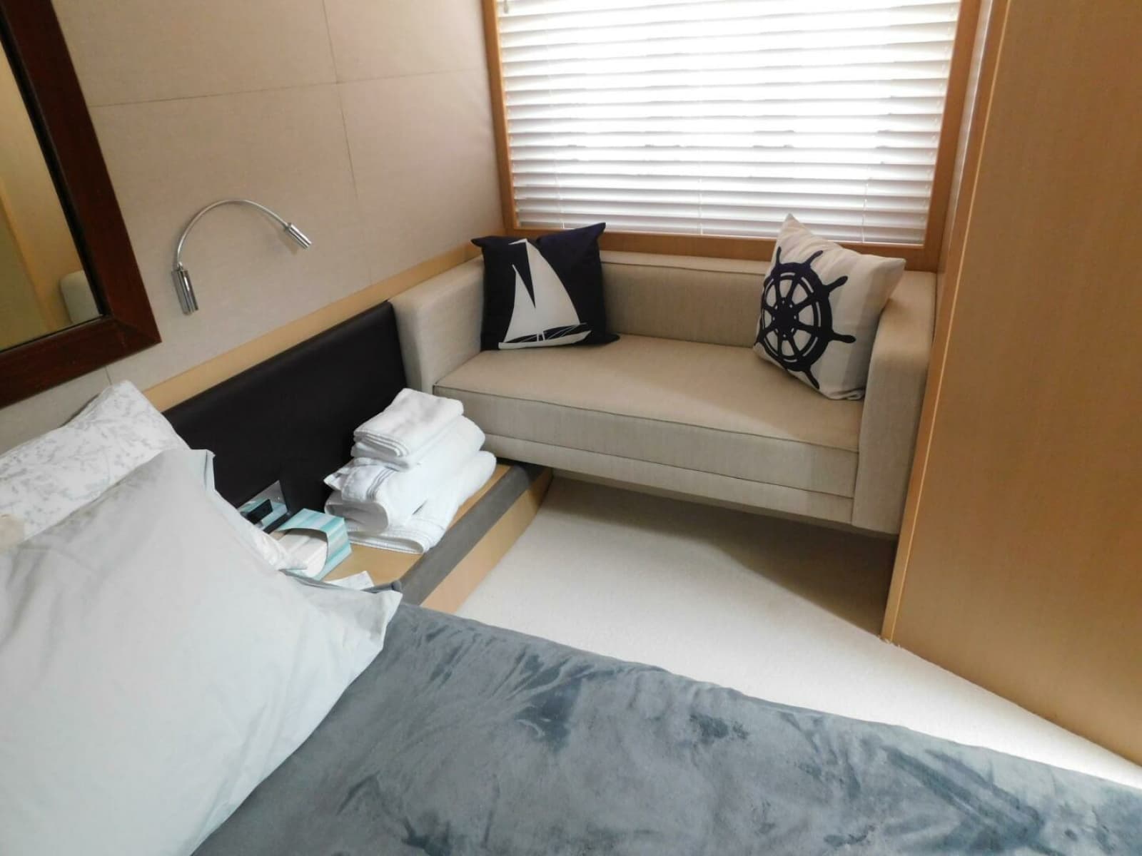 2011 Princess V52