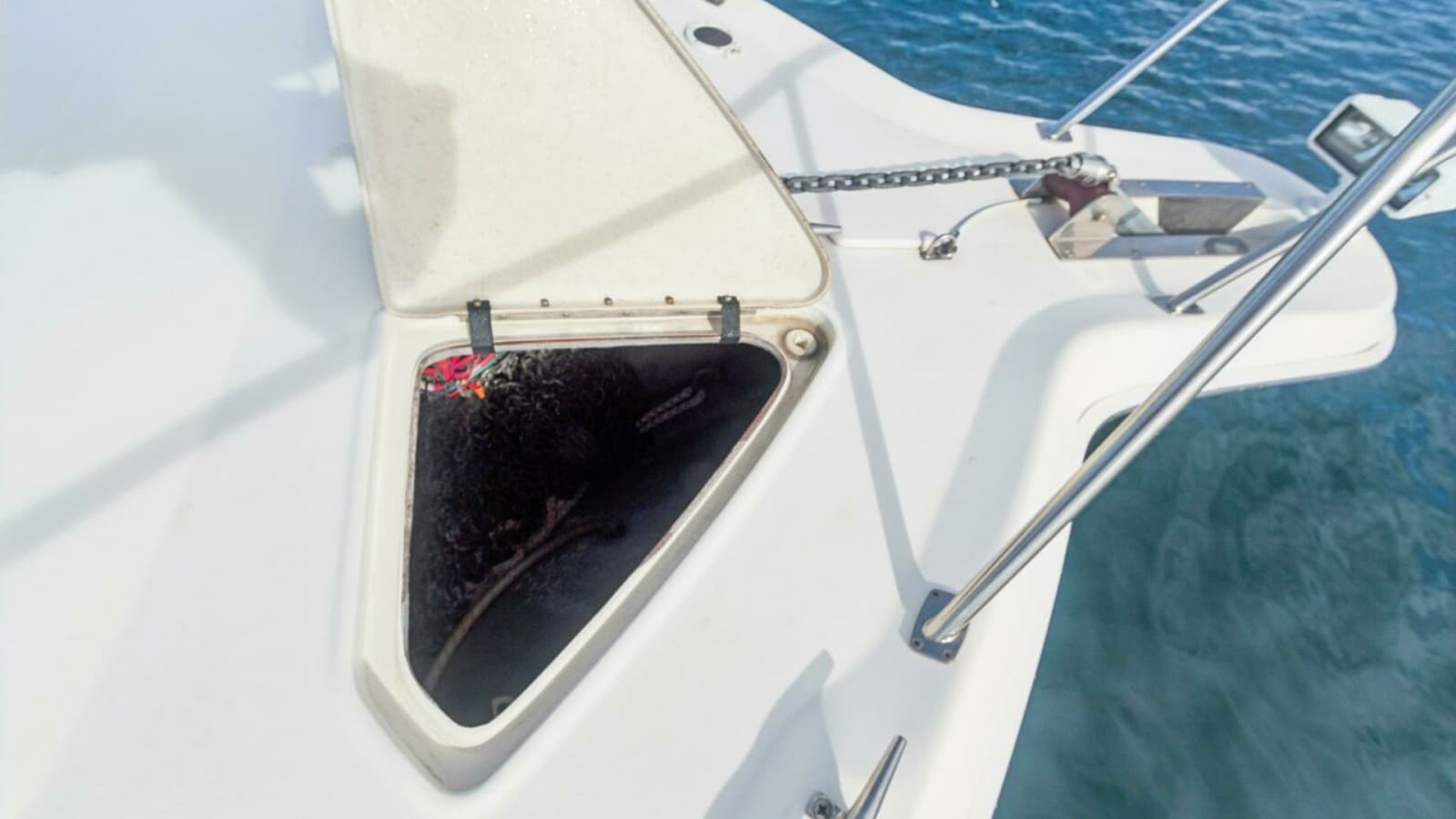 2000 Sea Ray 370 Express Cruiser "Sandie Lee" - Anchor Locker and Bow Pulpit