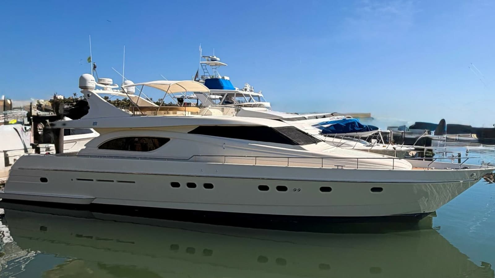 2000 Ferretti Yachts 72 Motor Yacht "Bella"