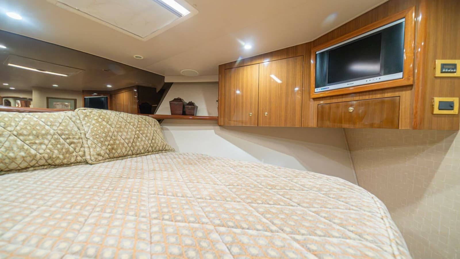 2006 Viking 56 "Scandaloso" - Stateroom
