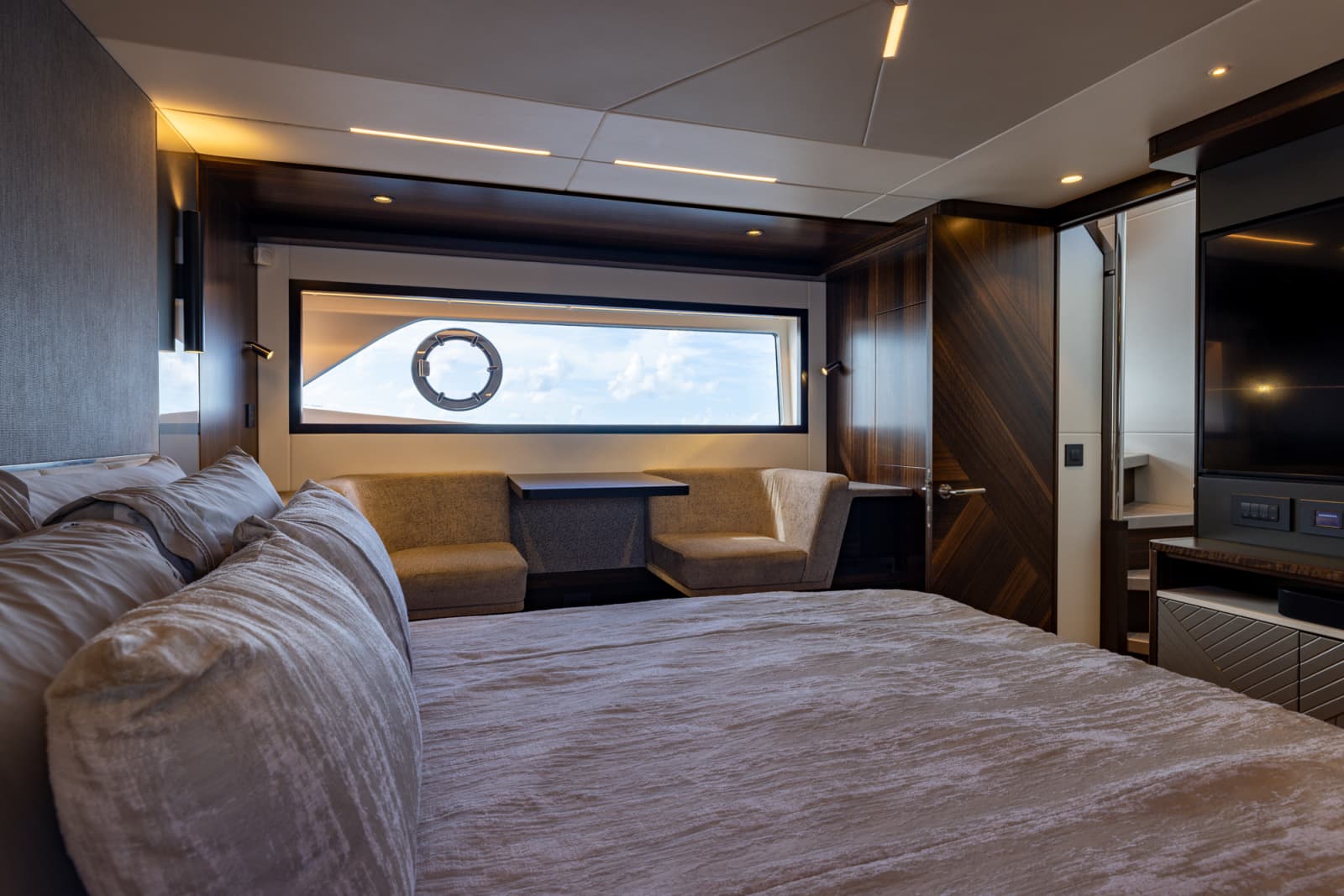 2022 Sunseeker Manhattan 68