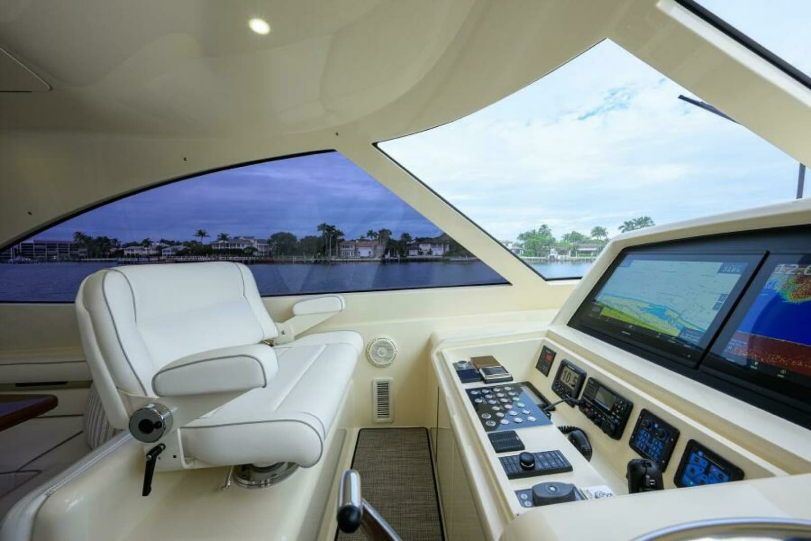 Viking 54 - TROUBLE FREE - Flybridge
