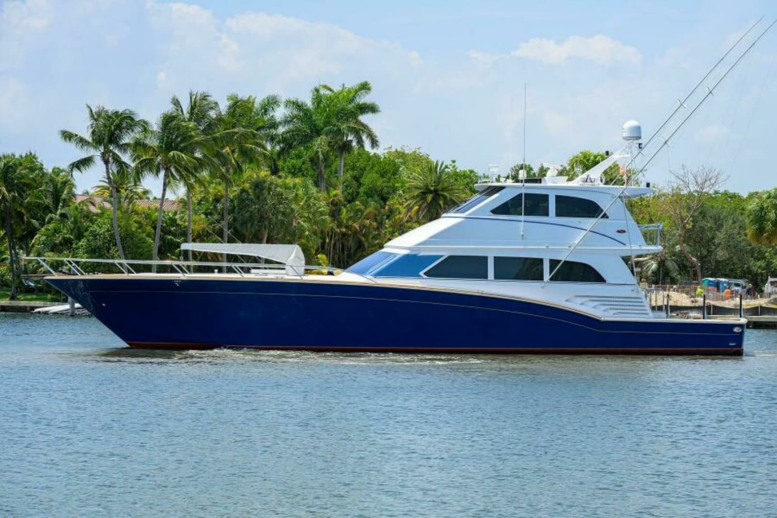 2004 Sea Force IX 82 Enclosed Bridge
