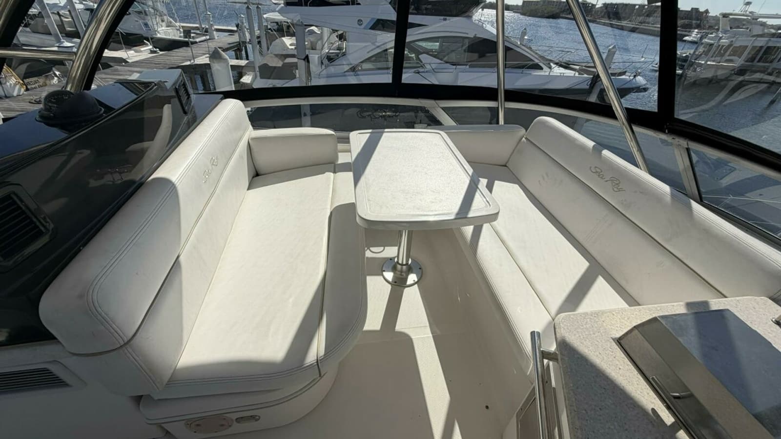 2008 Sea Ray 47 Sedan Bridge - Flybridge Seating