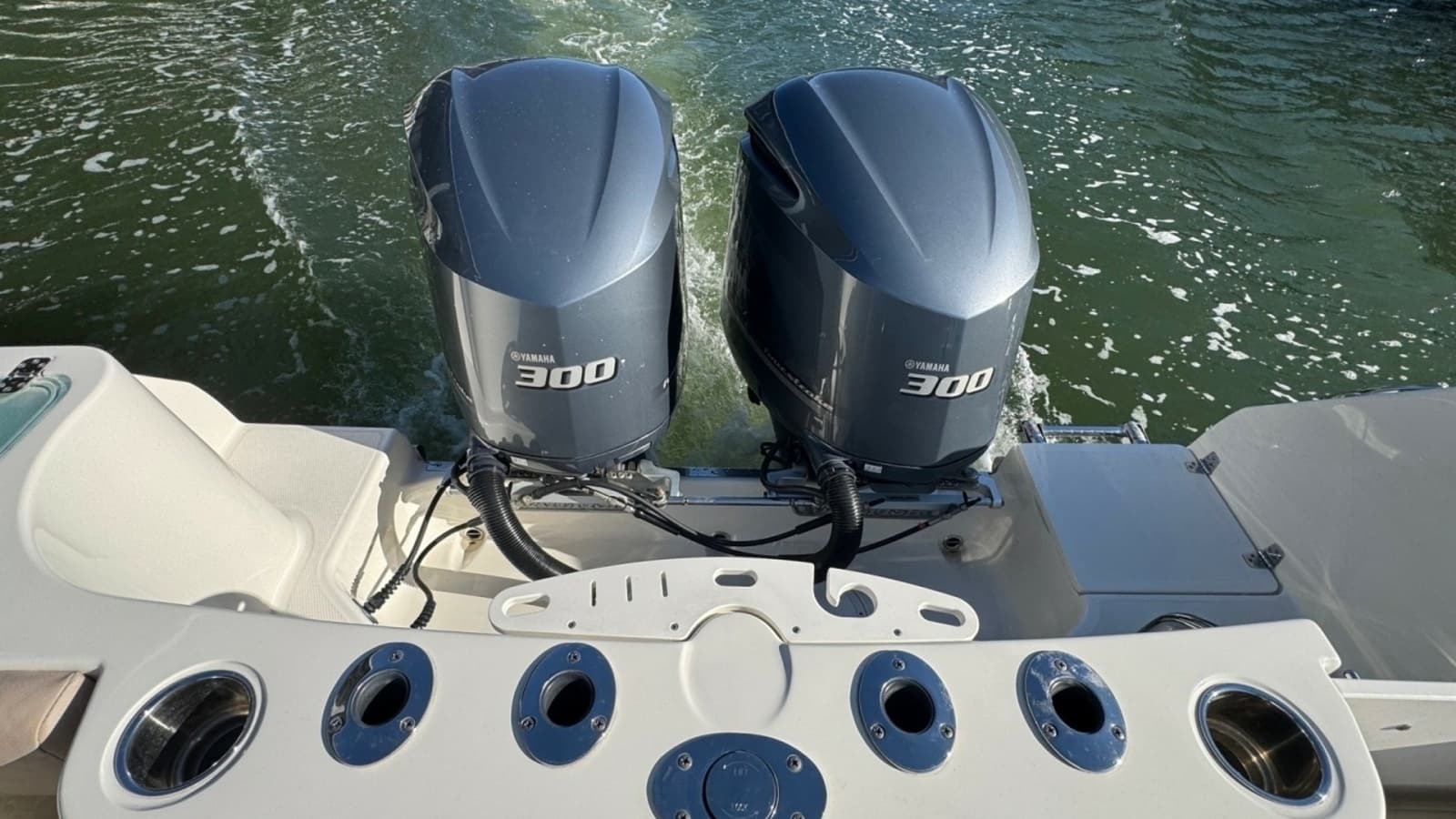 2021 Sailfish 290 CC