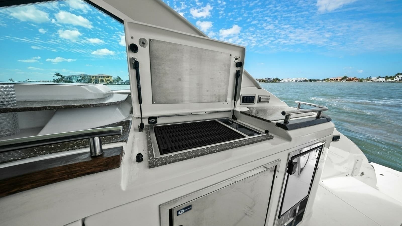 2012 Cruiser Yachts 54 Cantius
