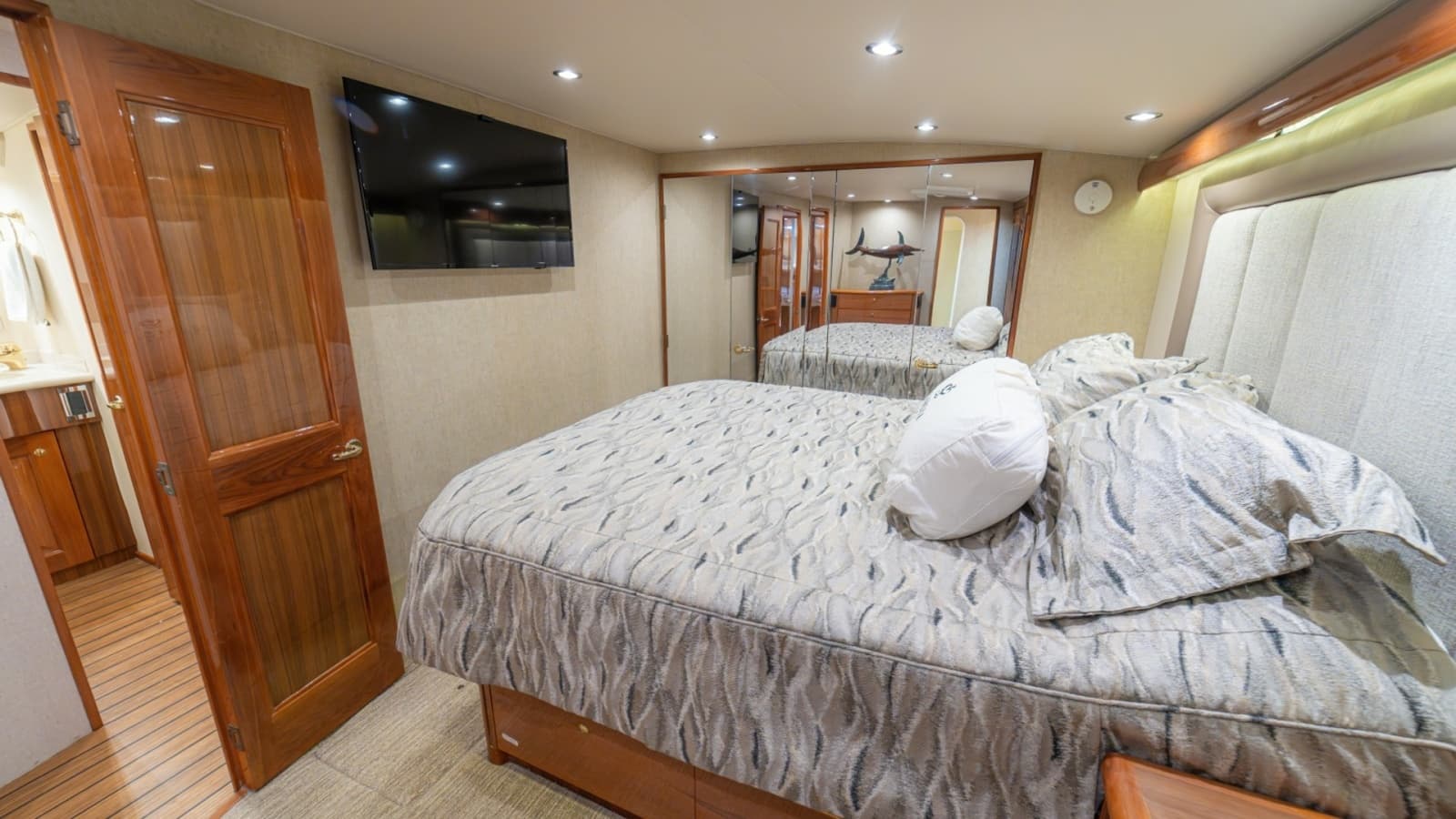 Master Stateroom with Ensuite Access