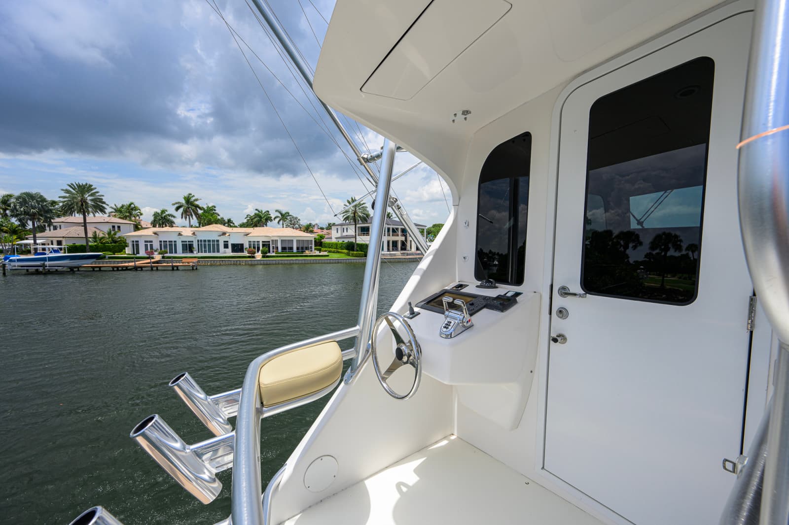 2006 Viking 68 Enclosed Bridge