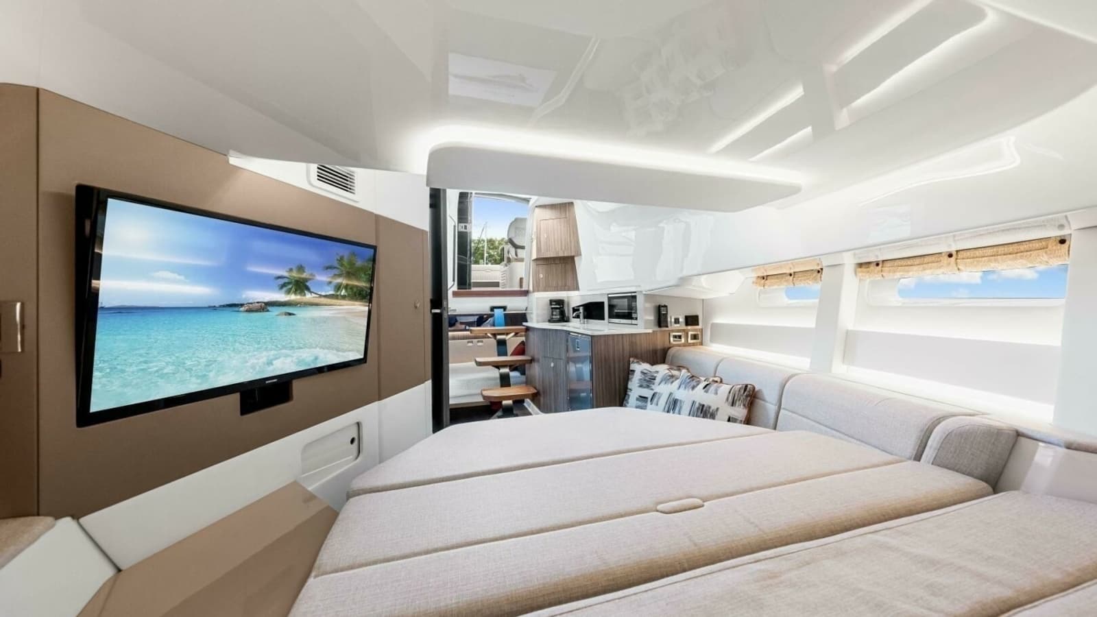 2022 Sea Ray 370 OB