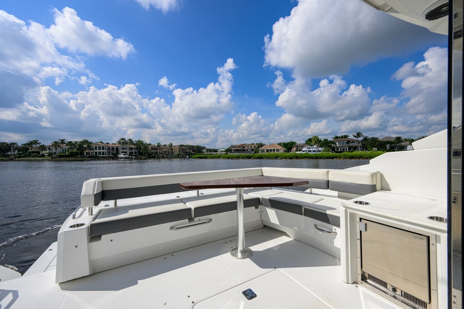 2020 Cruisers 46 Cantius