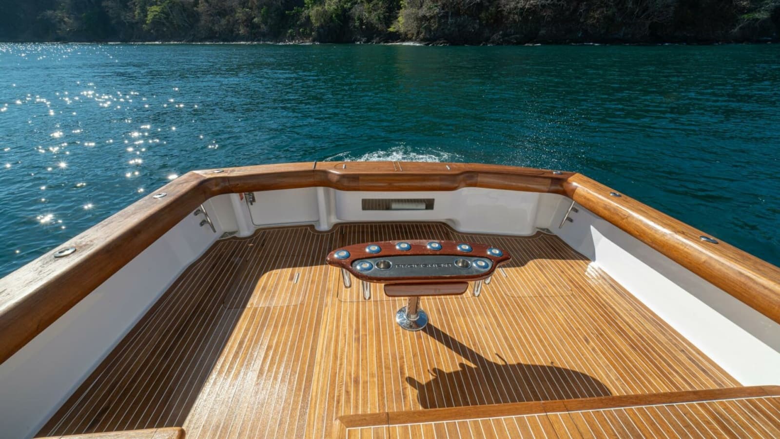 2006 Viking 56 "Scandaloso"