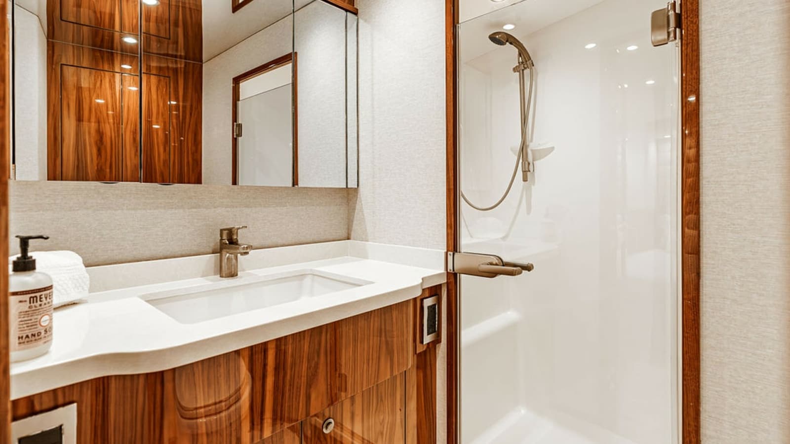 2019 Viking 80 Skybridge "Party of Five"