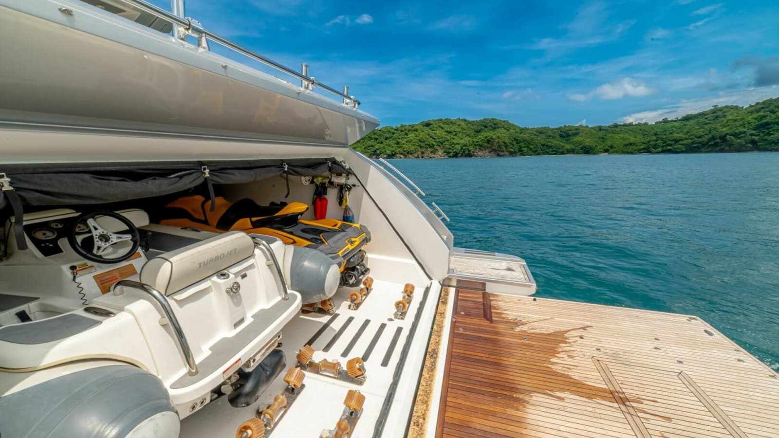 2017 Azimut 77 "Carpe Diem"