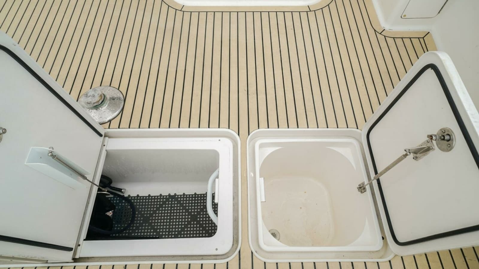 2007 Viking 45 Convertible Bad Habits