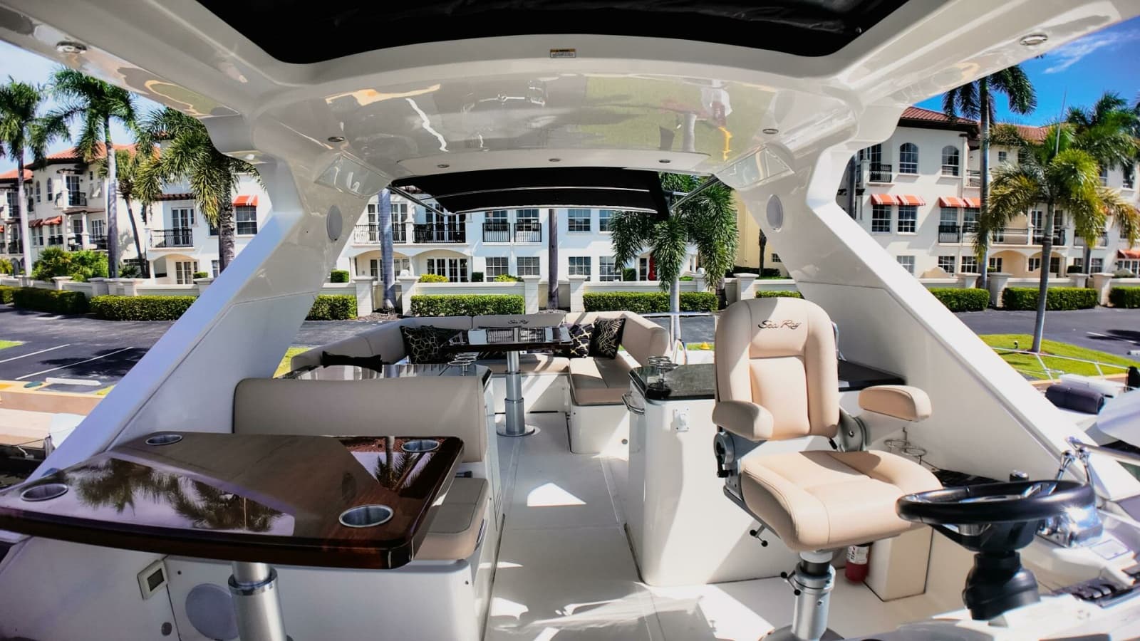 2016 Sea Ray L590 Fly