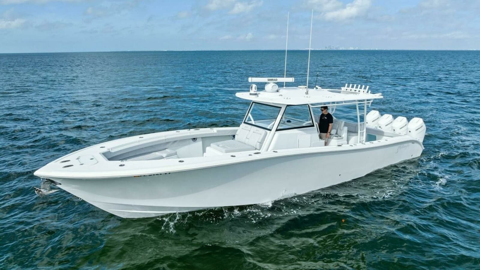 2024 42 Yellowfin