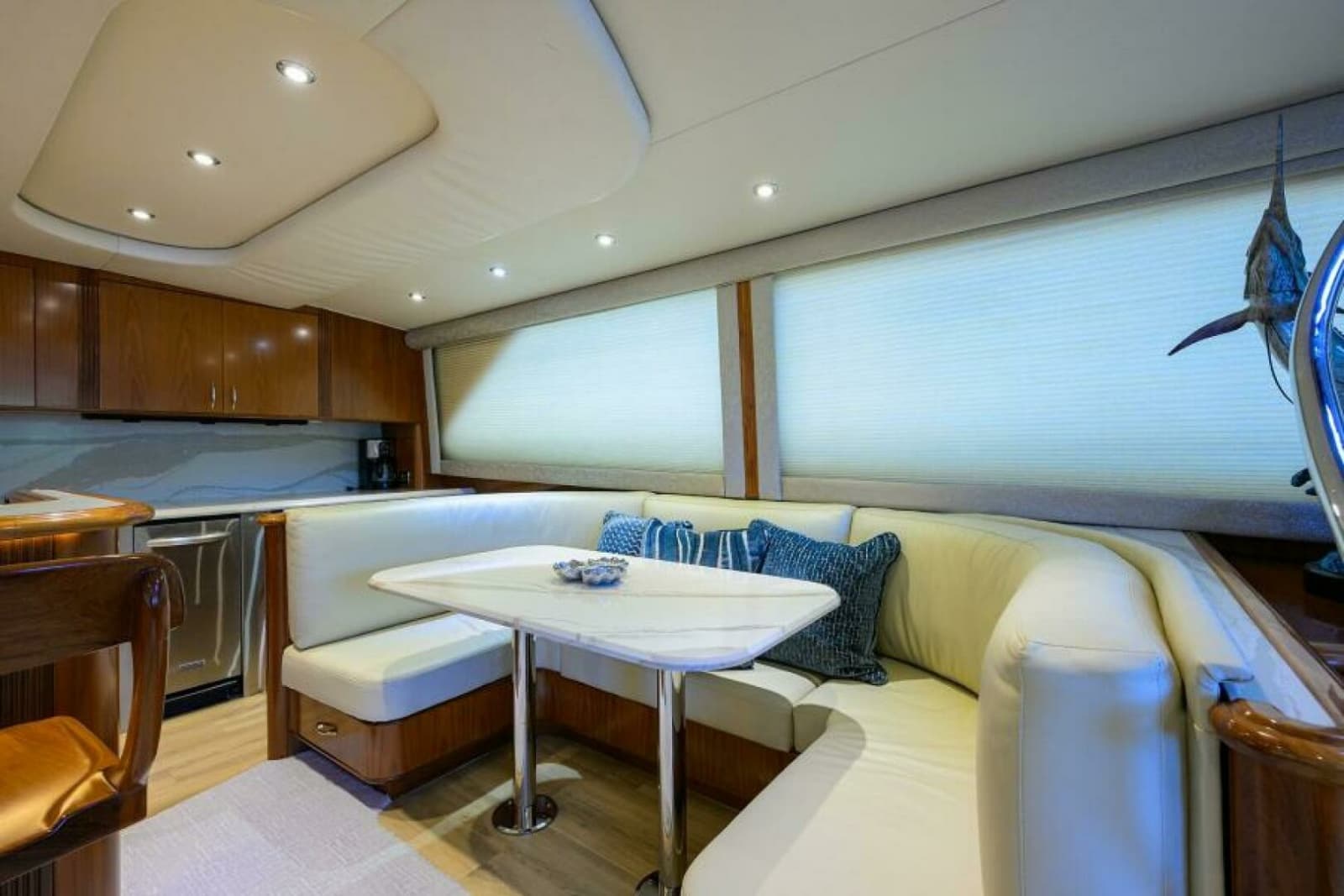 2004 Sea Force IX 82 Enclosed Bridge