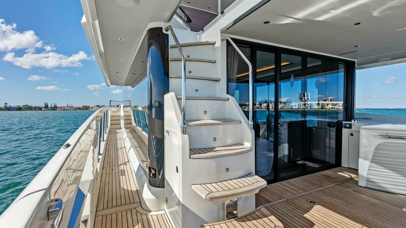 2025 Absolute 75 Navetta