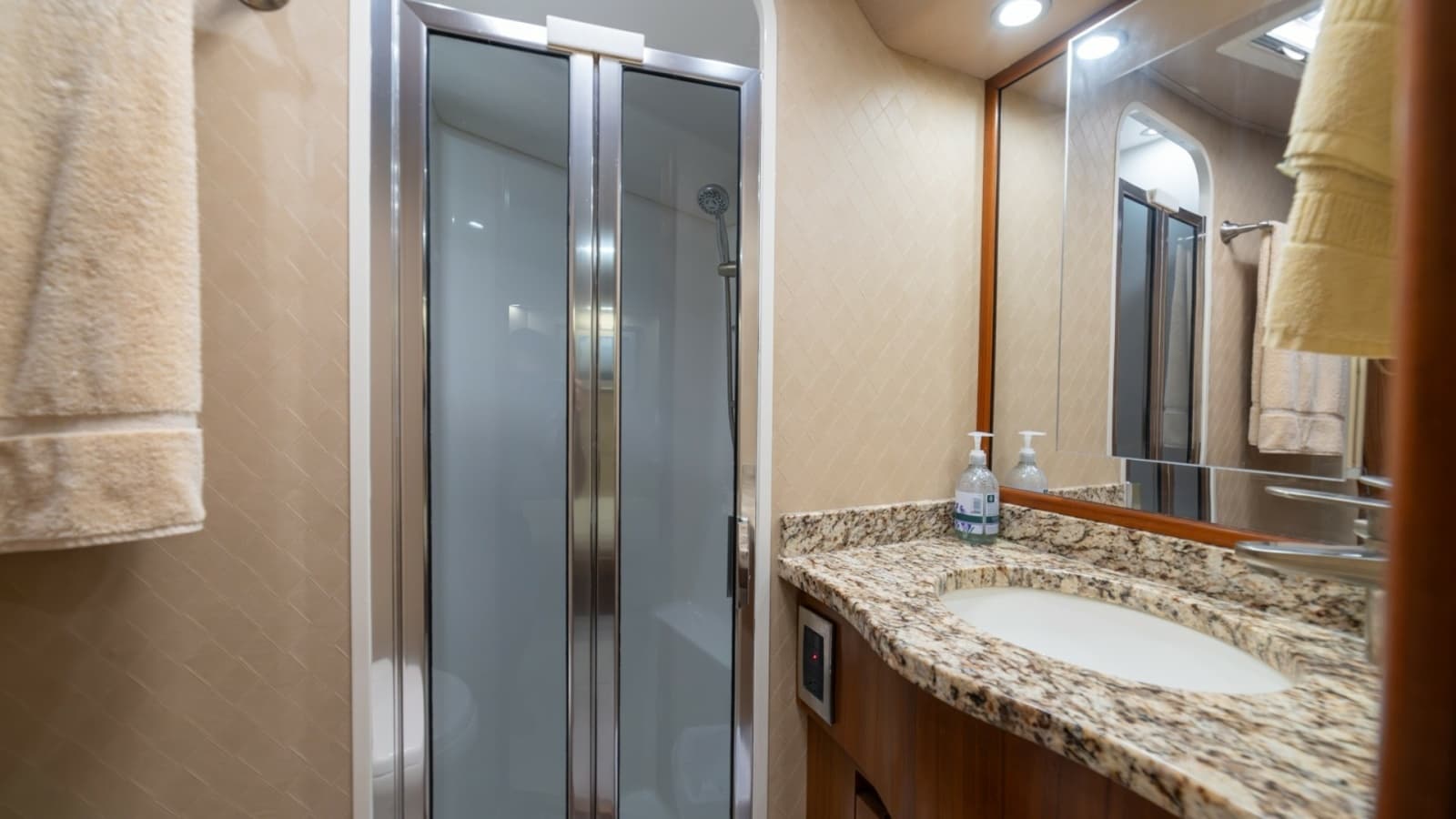 60 Viking Convertible 2012 "Contango"