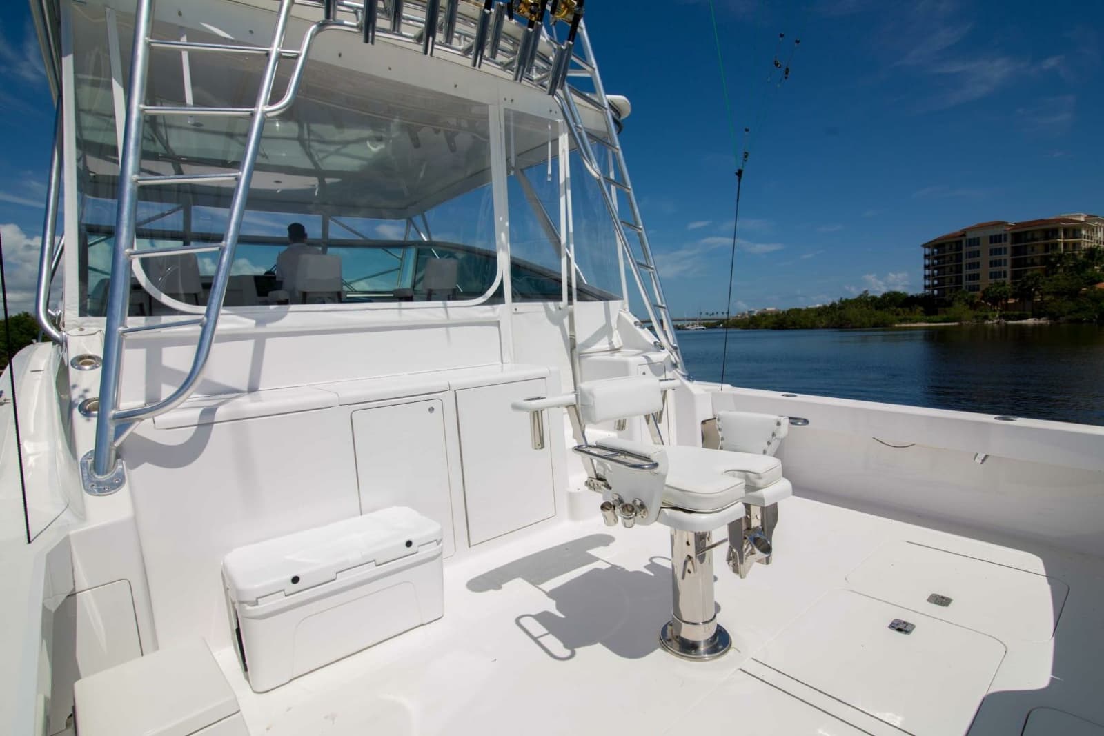 Viking 50 - Tiger Six - Cockpit