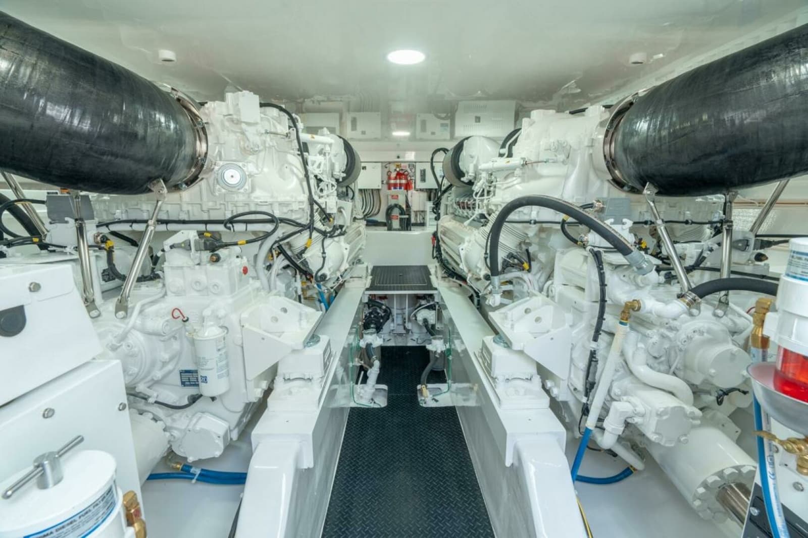 Viking 64 - Engine room
