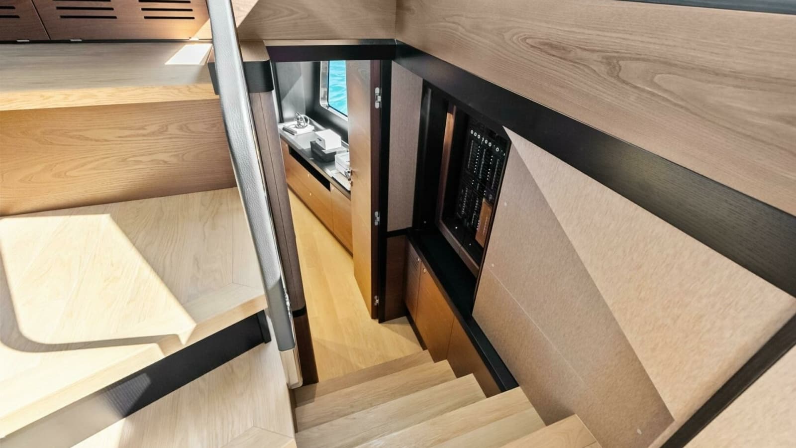 2025 Absolute 75 Navetta
