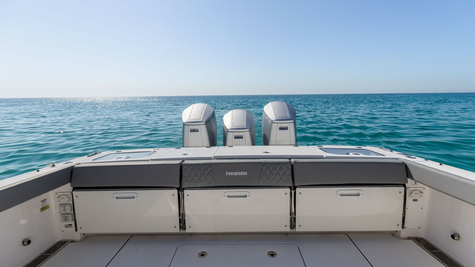 Triple Outboard Engine Transom View