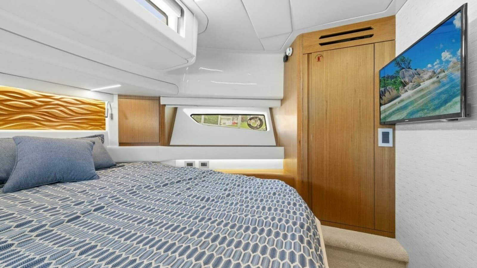 2023 Tiara Yachts EX 60