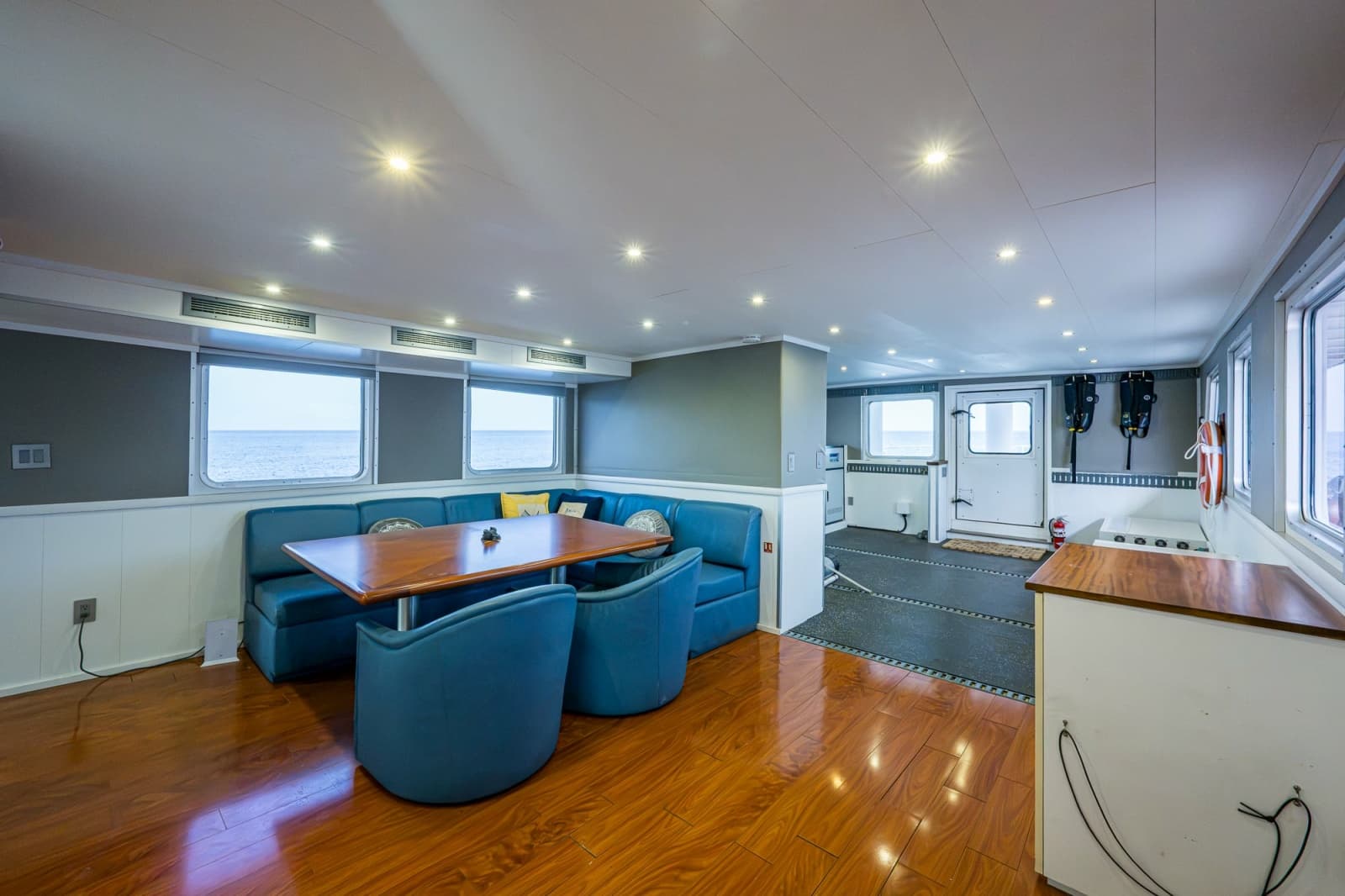 2013 Ocean Voyager 95 Expedition