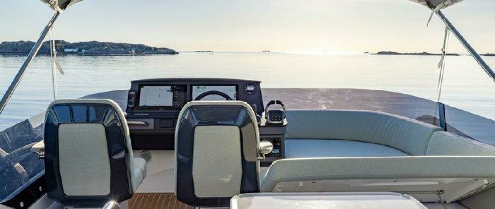 Nimbus 495 Flybridge Flybridge