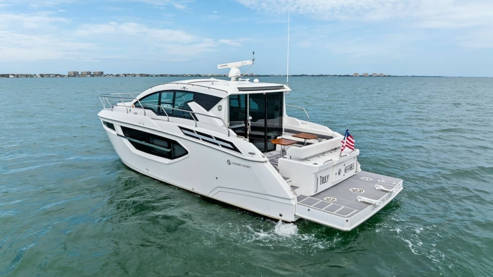 2019 Cruisers Yachts 42 Cantius 'Truly Ineffable'