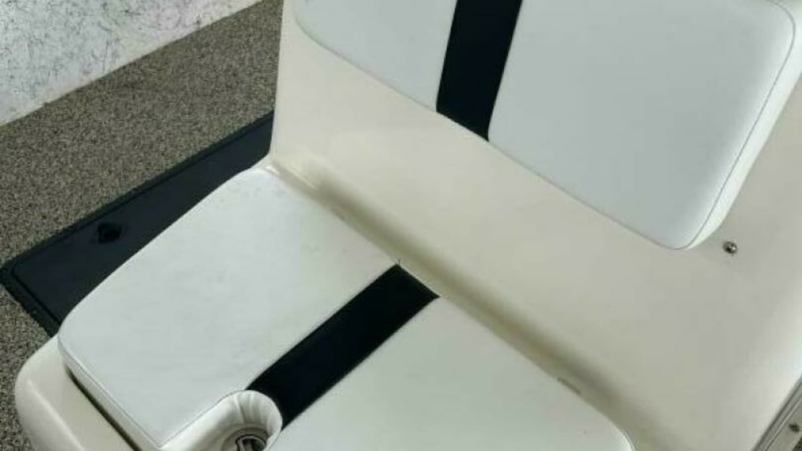 1997 Custom 31 Center Console Pullin Drag