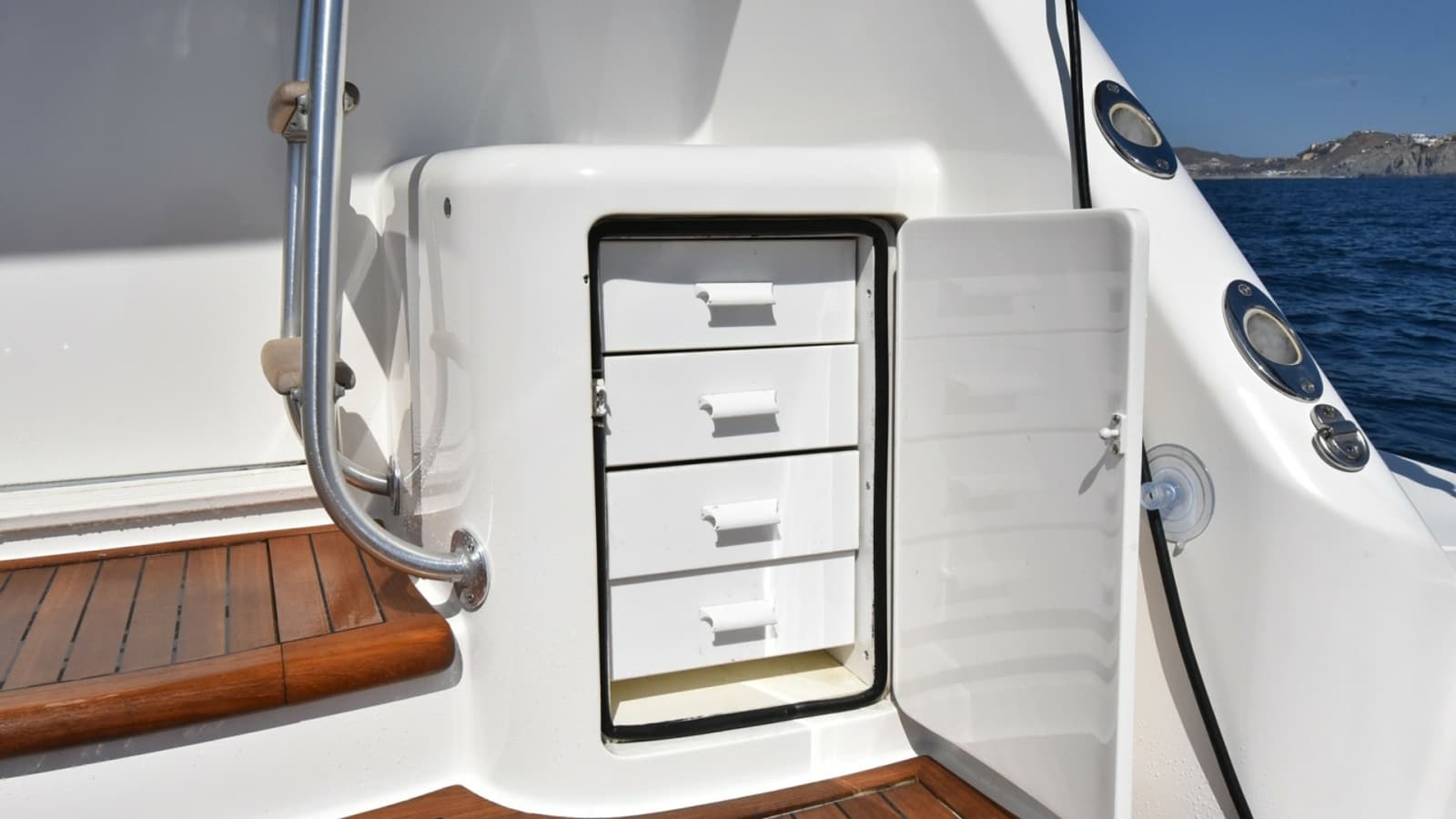 2016 Viking 55 Convertible TAG Teamv