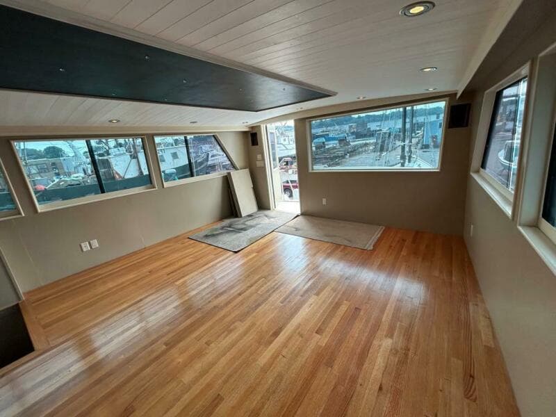 1991 Hatteras Cockpit Motor Yacht