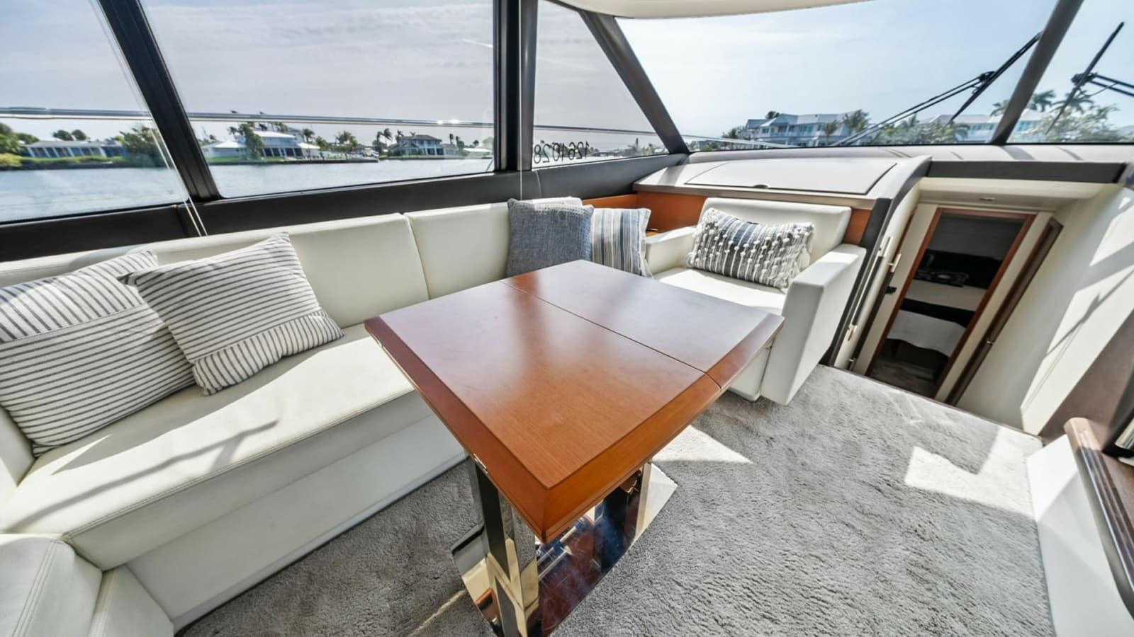 2015 Prestige 550 'Legacy'