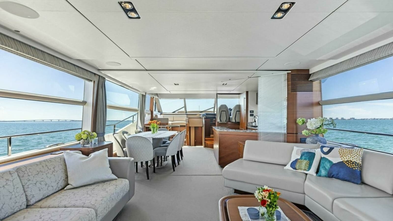 2018 Princess Y75 Motor Yacht