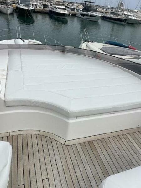 2015 Sunseeker Sport Yacht 68