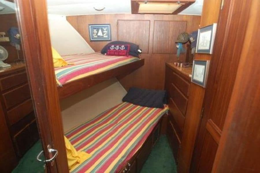 1987 Hatteras 